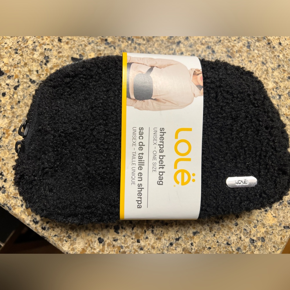 LOLE Sherpa belt bag